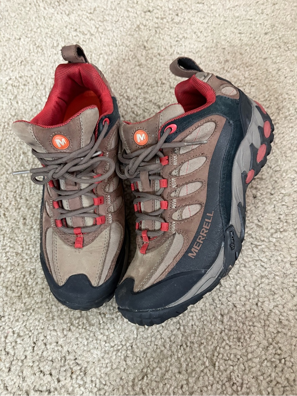 Merrell Refuge Core Mid hiking boots Size 8